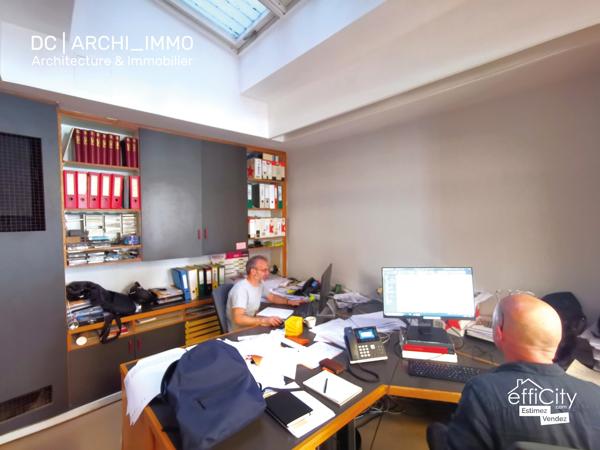 Local Commercial 7 pièces - 152 m² Exclusivité efficity