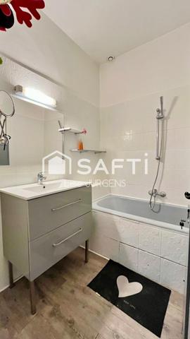 Appartement de charme, toit-terrasse, coeur de ville