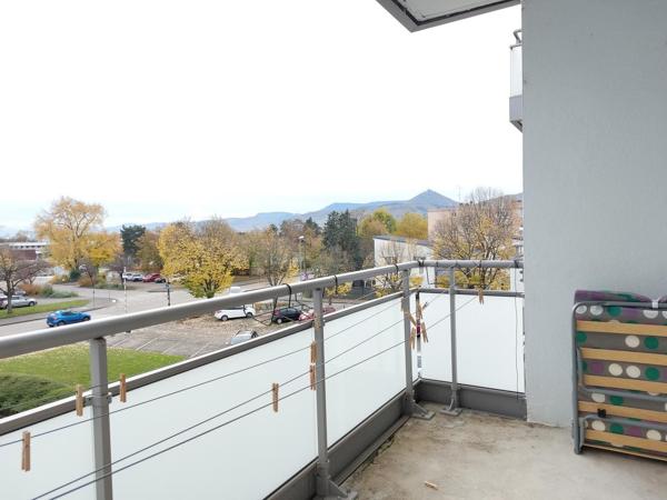 Appartement 2 pièces avec balcon et parking privatif