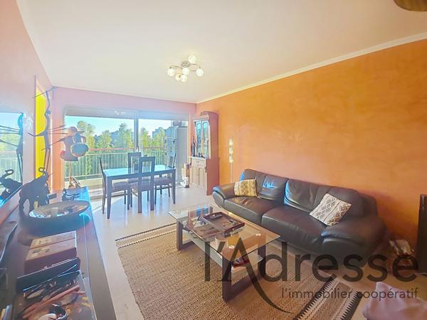 T2 56M² MANDELIEU, A PIED DES PLAGES