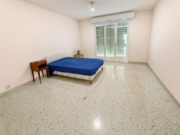 LE CANNET - SPACIEUX 4 PIÈCES DE 115 m² AVEC GARAGE ET CAVE