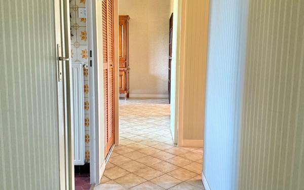 Maison à vendre    4 pièces • 76,18 m2 Morangis