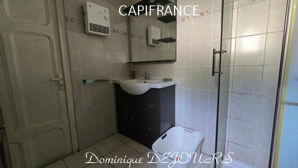 Ardèche, St Sauveur de Montagut, maison de 74m², 3 chambres, garage, caves, terrain 500m². Exposition sud, vue dégagée.