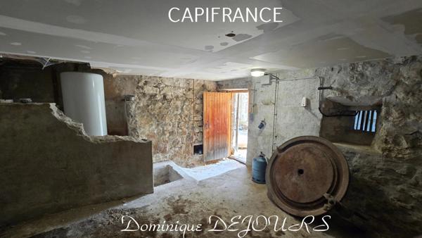 Ardèche, St Sauveur de Montagut, maison de 74m², 3 chambres, garage, caves, terrain 500m². Exposition sud, vue dégagée.