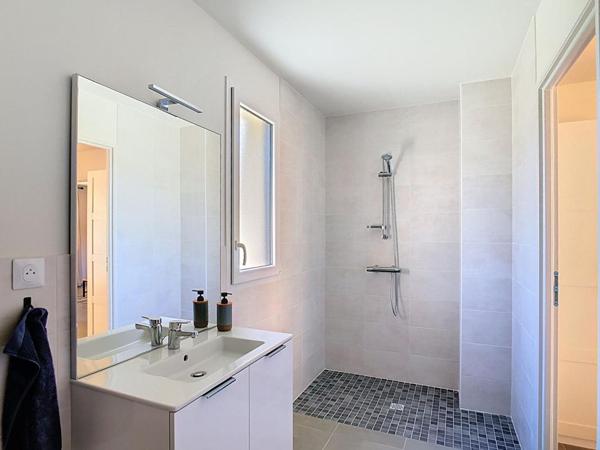 Maison neuve plain-pied avec 3 chambres