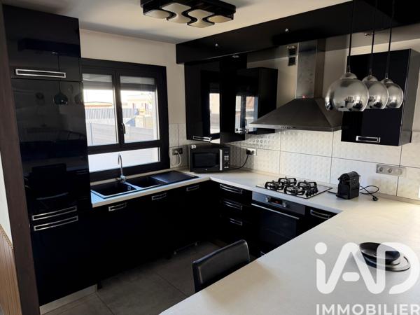 Maison à vendre 5 pièces 100 m² Villeneuve-le-Roi