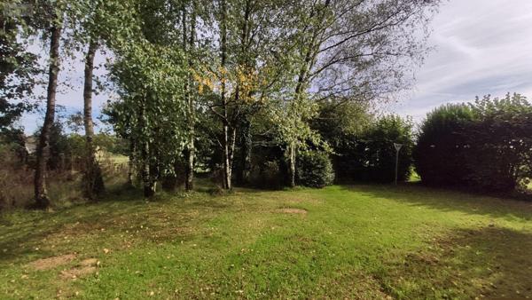 Maison individuelle à vendre à Baud dans le Morbihan (56150), ref : 065/1850   
Campagne