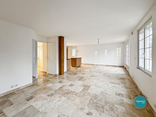 Maison 4 pièces sur sous-sol total