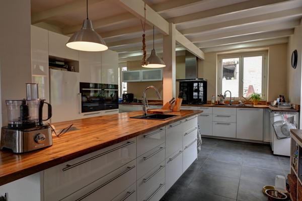 Dausse (47140) Magnifique domaine avec gîtes et camping