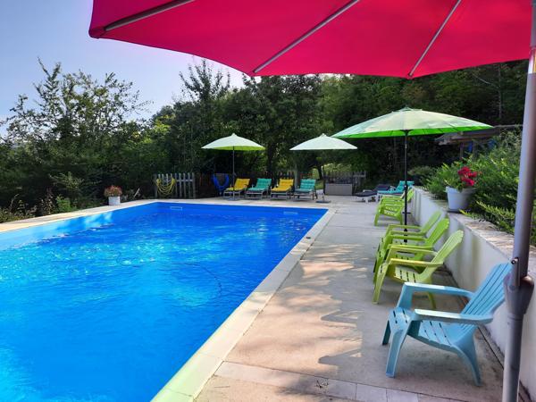 Dausse (47140) Magnifique domaine avec gîtes et camping