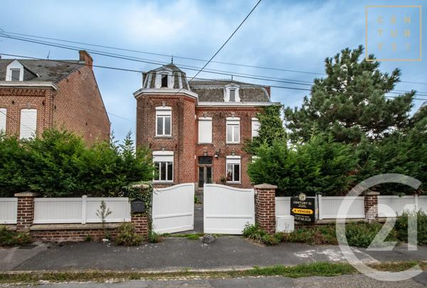 Maison à vendre  7 pièces - 156,78 m 2   MAUBEUGE  - 59
