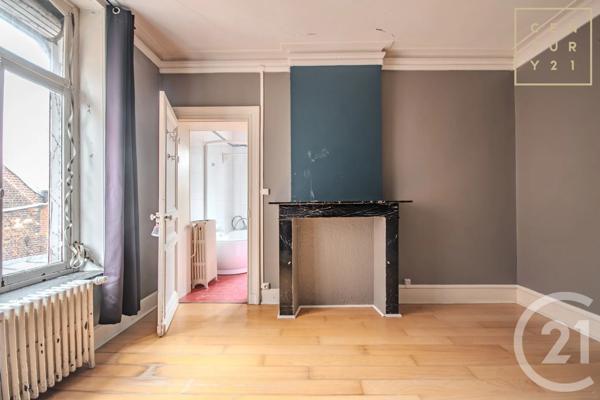 Maison à vendre  7 pièces - 156,78 m 2   MAUBEUGE  - 59