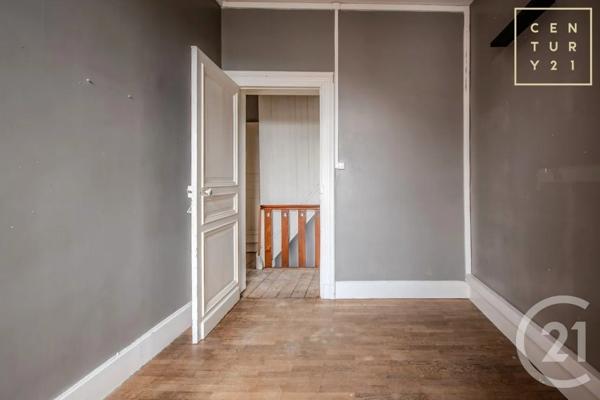 Maison à vendre  7 pièces - 156,78 m 2   MAUBEUGE  - 59