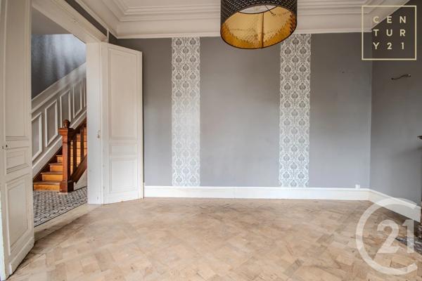 Maison à vendre  7 pièces - 156,78 m 2   MAUBEUGE  - 59