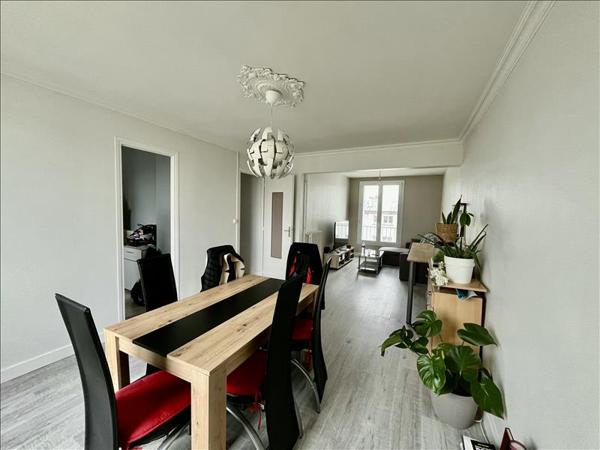 Appartement à louer 655 € CC BREST 3 p 64 m² DPE D