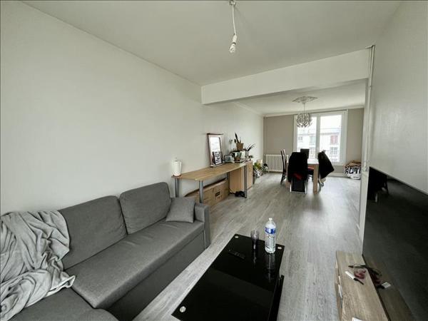 Appartement à louer 655 € CC BREST 3 p 64 m² DPE D