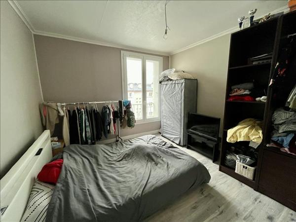 Appartement à louer 655 € CC BREST 3 p 64 m² DPE D