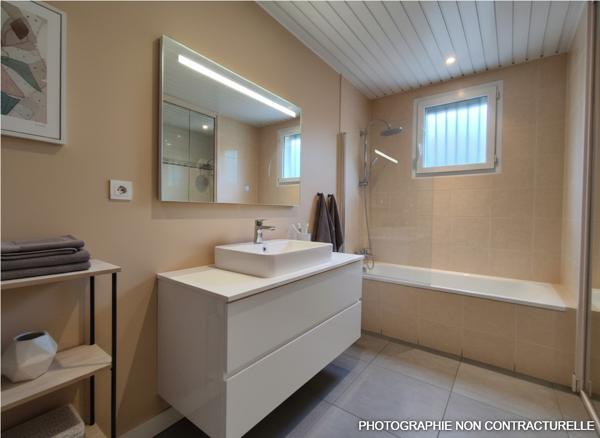 Maison Castanet-Tolosan 8 pièces  220 m2 avec Jardin