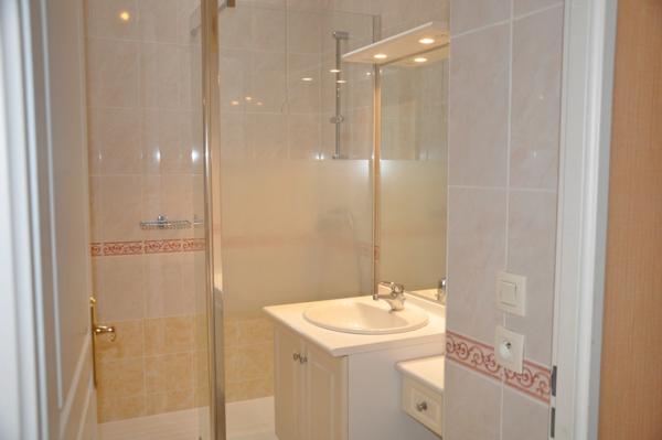 Appartement à vendre 6 pièces LA CHAPELLE SUR ERDRE (44)