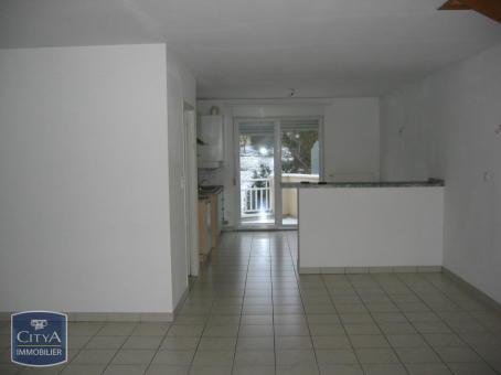 Appartement à louer 6 pièces 144.69m²