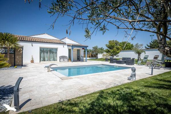 Maison à vendre |  Angoulins |  6 pièces | 145 m²