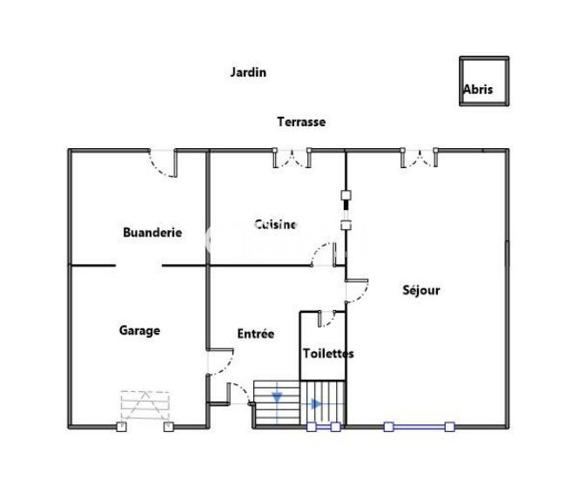 MAISON FAMILIALE EN PLEIN COEUR DE CUGAND
