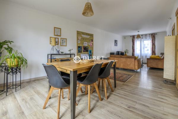 MAISON FAMILIALE EN PLEIN COEUR DE CUGAND