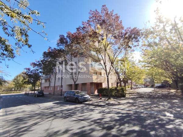 A VENDRE  GUYANCOURT VILLAROY STUDIO 30;,54M² AVEC PARKING SOUS SOL