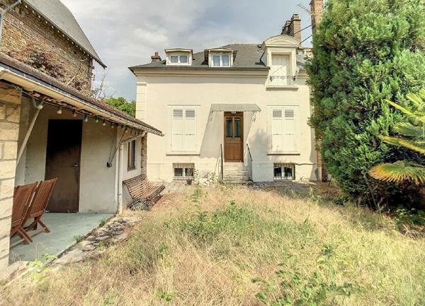 Maison à vendre    6 pièces •  Les Mureaux