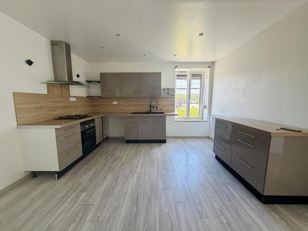 Location Appartement 2 pièces 55 m² - Dogneville 88000