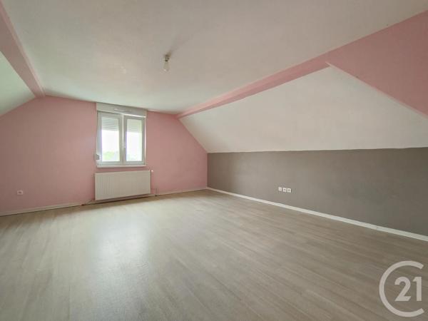 Appartement F4/5 à vendre  4 pièces - 90 m 2   HOENHEIM  - 67