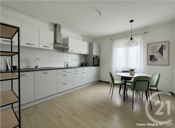 Appartement F4/5 à vendre  4 pièces - 90 m 2   HOENHEIM  - 67