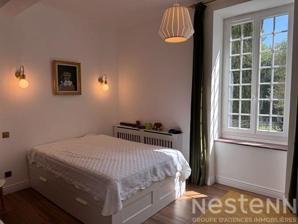 Maison de caractère du XIXe siècle avec authenticité préservée piscine chauffée et terrain arboré à 10 minutes de Carcassonne