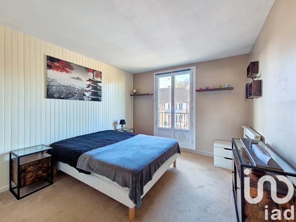 Appartement à vendre 4 pièces 86 m² Le Mesnil-Saint-Denis