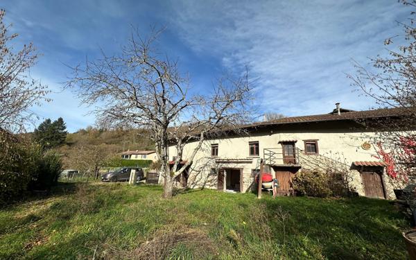 Maison à vendre    1 pièce • 134 m2 Claveisolles