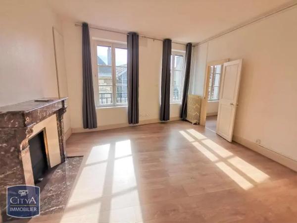 Appartement à louer 3 pièces 56.3m² Laon (02000)