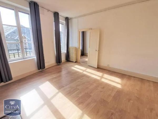 Appartement à louer 3 pièces 56.3m² Laon (02000)