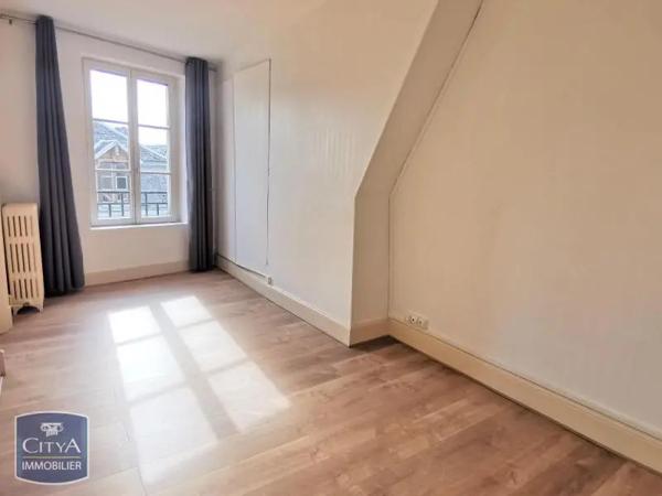 Appartement à louer 3 pièces 56.3m² Laon (02000)