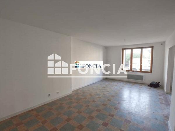 Location Maison 4 pièces 126.1 m² - 450 BOULEVARD DES ACACIAS Le Castellet 83330