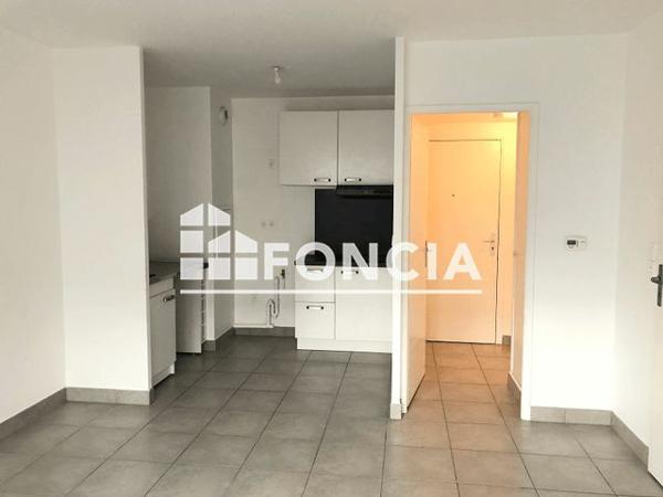 Location Appartement 2 pièces 40.9 m² - 38 AVENUE LAGACHE Villemomble 93250