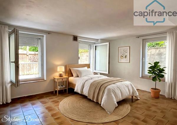 🌿 EXCLUSIVITÉ – Maison semi-mitoyenne 228 m2 -13 pièces -avec possibilité de semi plain-pied ou local professionnel – Jardin – Centre-ville d'Hirson (02500)
