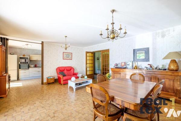 Grézieu-la-Varenne - Maison familiale 132m², 4 chambres, avec piscine 