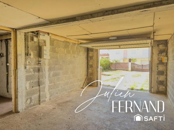 Maison de ville sur 3 niveaux avec garage & jardin