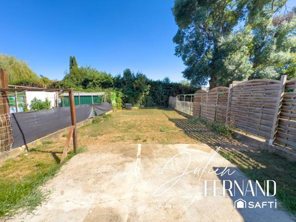 Maison de ville sur 3 niveaux avec garage & jardin