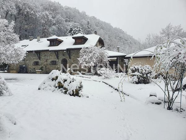 Maison de maître Vetraz Monthoux 10 pièce(s) 287 m2
