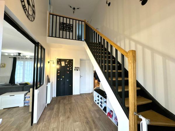 MAISON AVEC 4 CHAMBRES A CHAUMONTEL