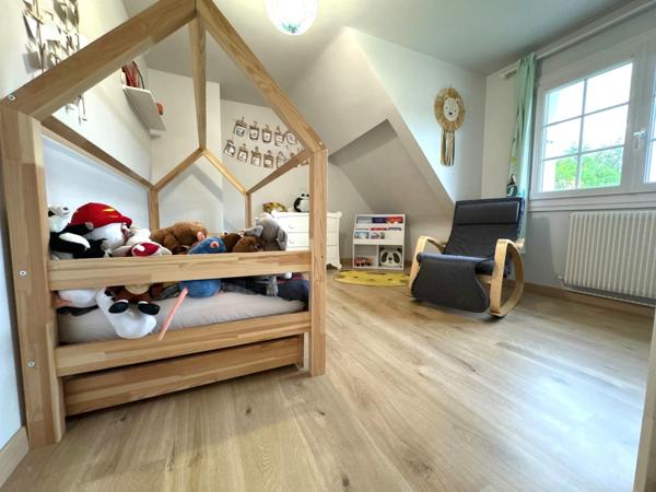 MAISON AVEC 4 CHAMBRES A CHAUMONTEL