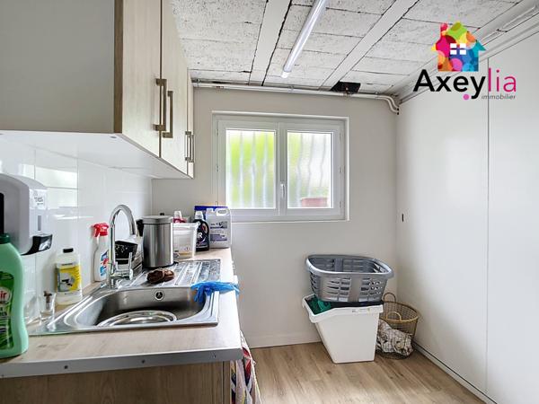 Le Coteau (42120) A VENDRE - LE COTEAU - MAISON ENTIÈREMENT RÉNOVÉE AVEC BELLES PRESTATIONS, 4 CHAMBRES ET TERRAIN