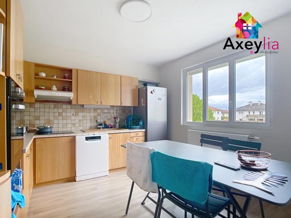 Le Coteau (42120) A VENDRE - LE COTEAU - MAISON ENTIÈREMENT RÉNOVÉE AVEC BELLES PRESTATIONS, 4 CHAMBRES ET TERRAIN