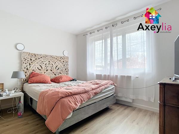 Le Coteau (42120) A VENDRE - LE COTEAU - MAISON ENTIÈREMENT RÉNOVÉE AVEC BELLES PRESTATIONS, 4 CHAMBRES ET TERRAIN